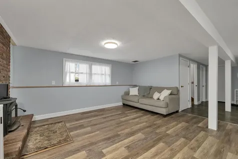 51 Bedard Avenue Derry NH 03038