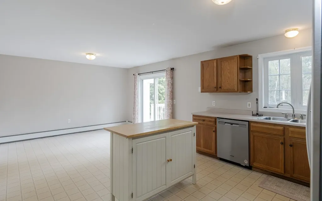 109 Greenfield Road Peterborough NH 03458