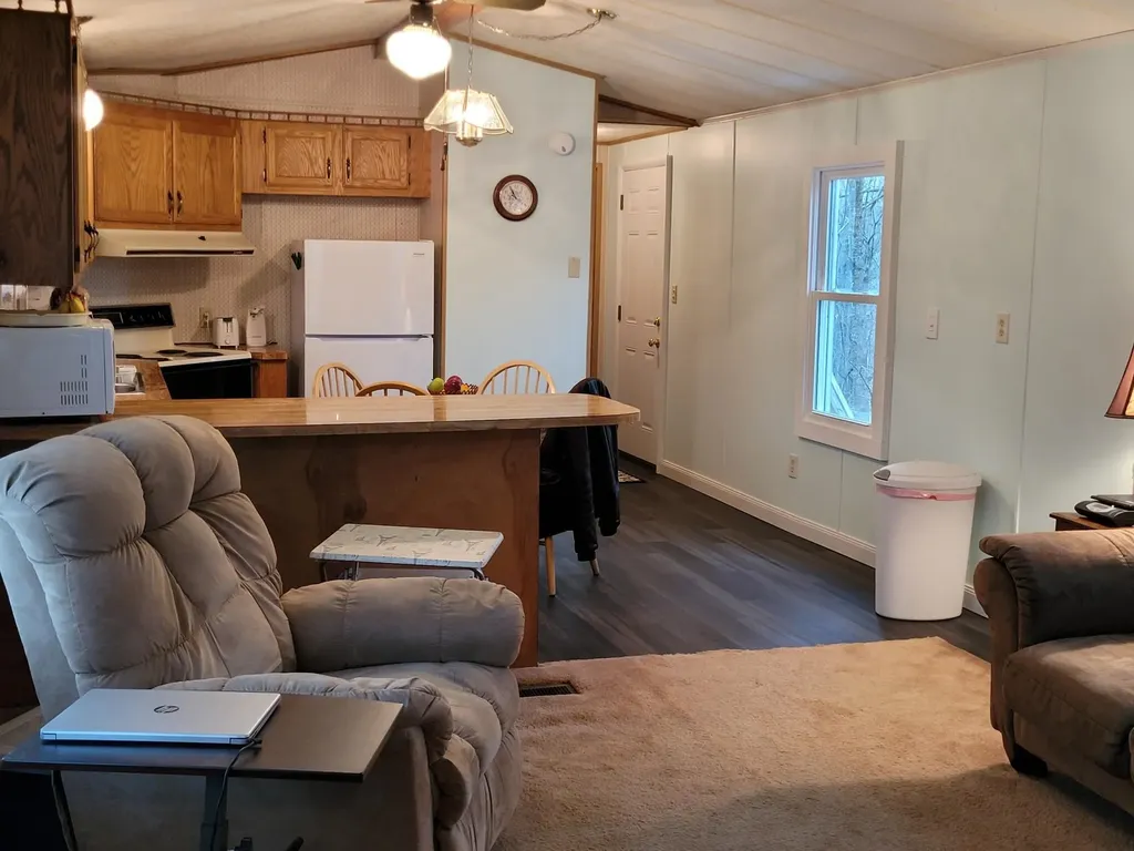 242 Waverly Circle Colchester VT 05446