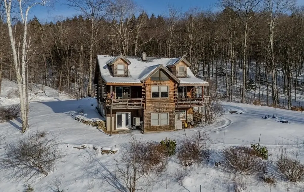 1355 Whitneyville Road Halifax VT 05358