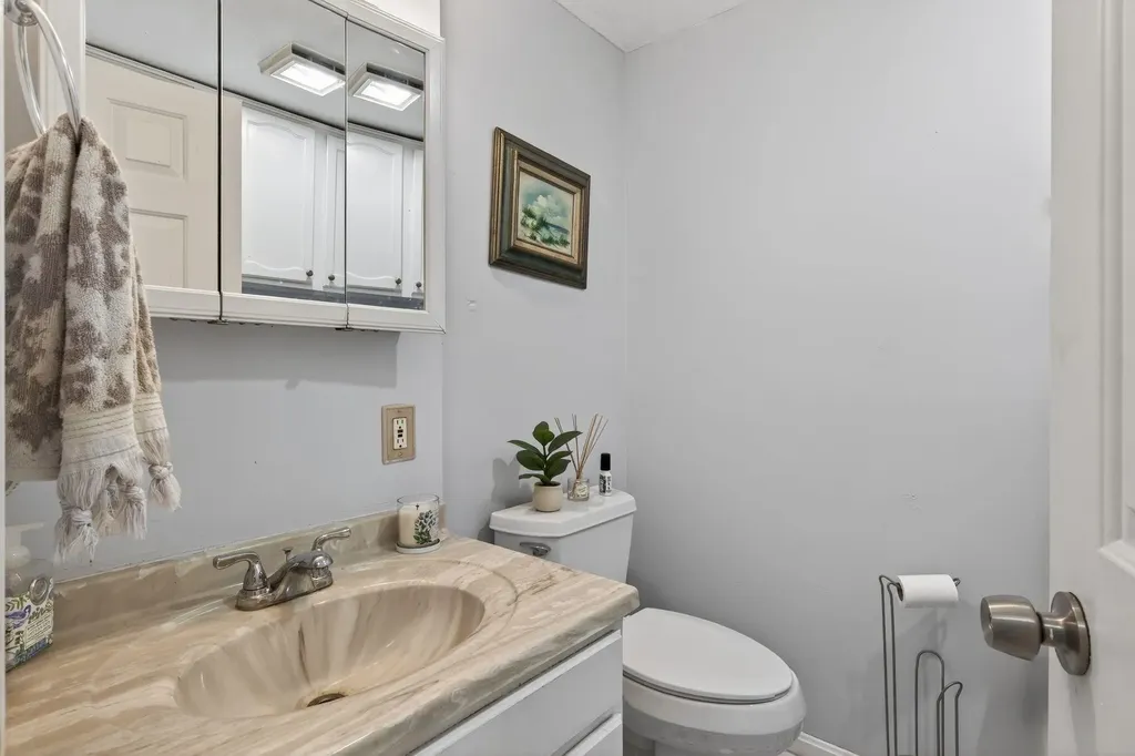 9 Pine Meadows Drive Exeter NH 03833