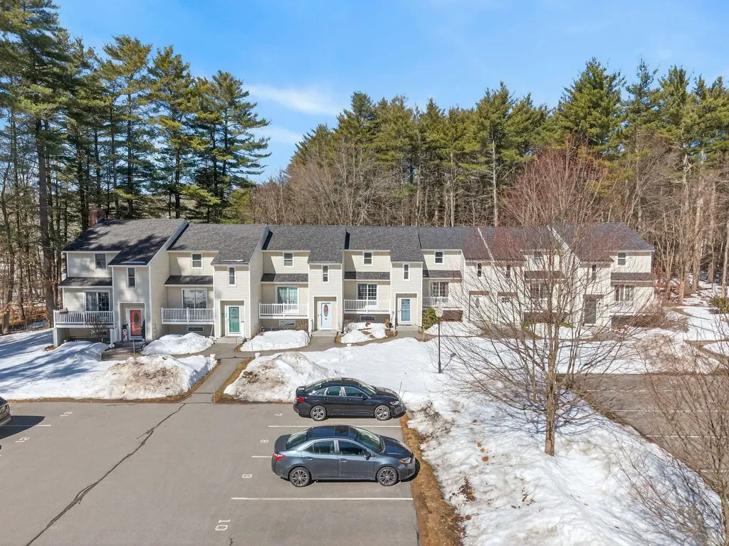 9 Pine Meadows Drive Exeter NH 03833