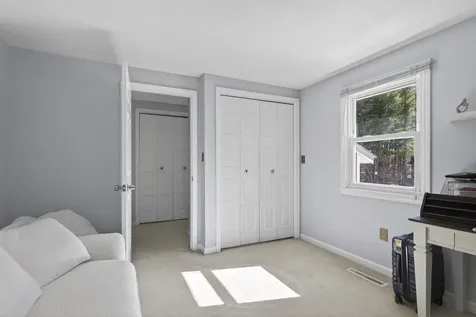 9 Pine Meadows Drive Exeter NH 03833