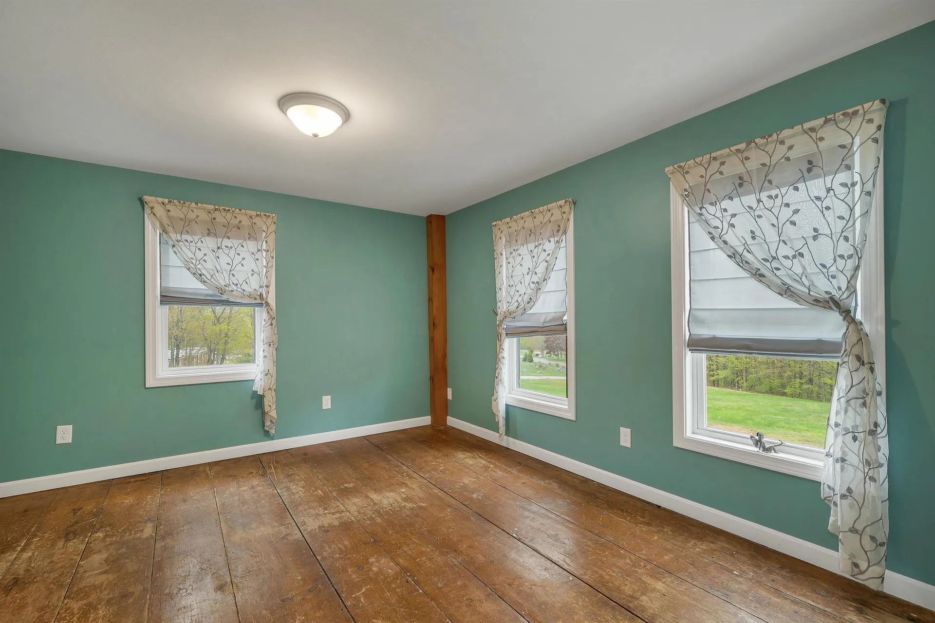79 High Street Pittsfield NH 03263