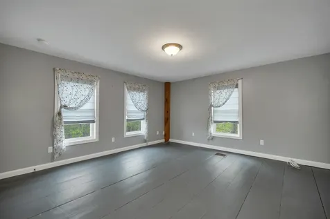 79 High Street Pittsfield NH 03263