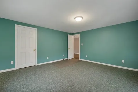 79 High Street Pittsfield NH 03263