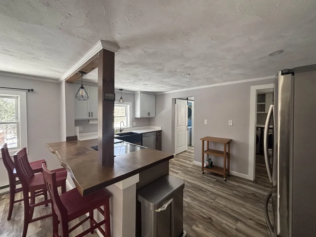280 Lake Shore Drive Franklin NH 03235