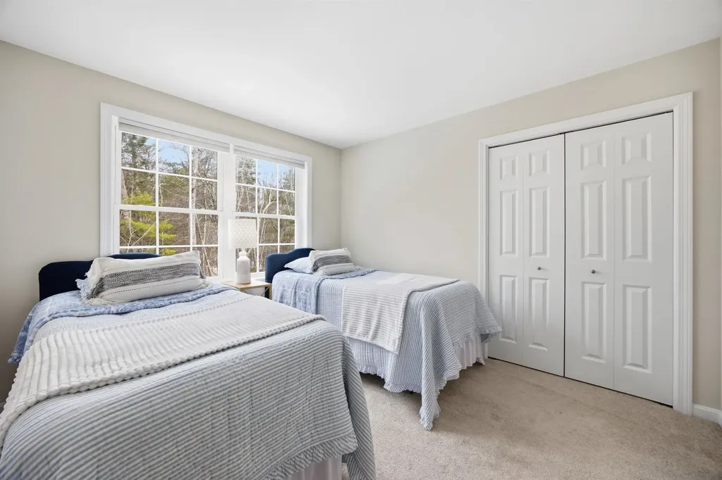 1 French Road Epping NH 03042