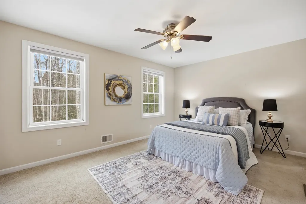 1 French Road Epping NH 03042