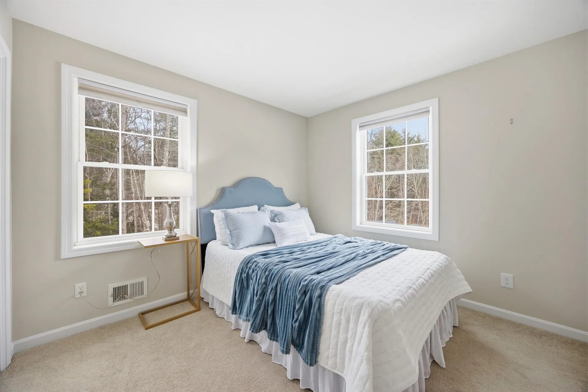 1 French Road Epping NH 03042