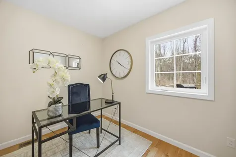 1 French Road Epping NH 03042