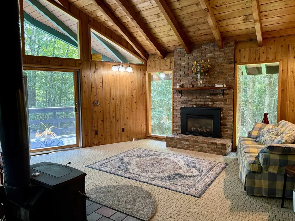 145 Oberdorf Road Readsboro VT 05350