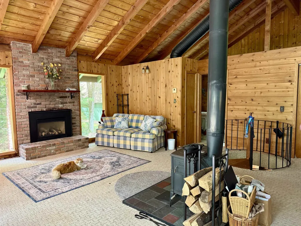 145 Oberdorf Road Readsboro VT 05350