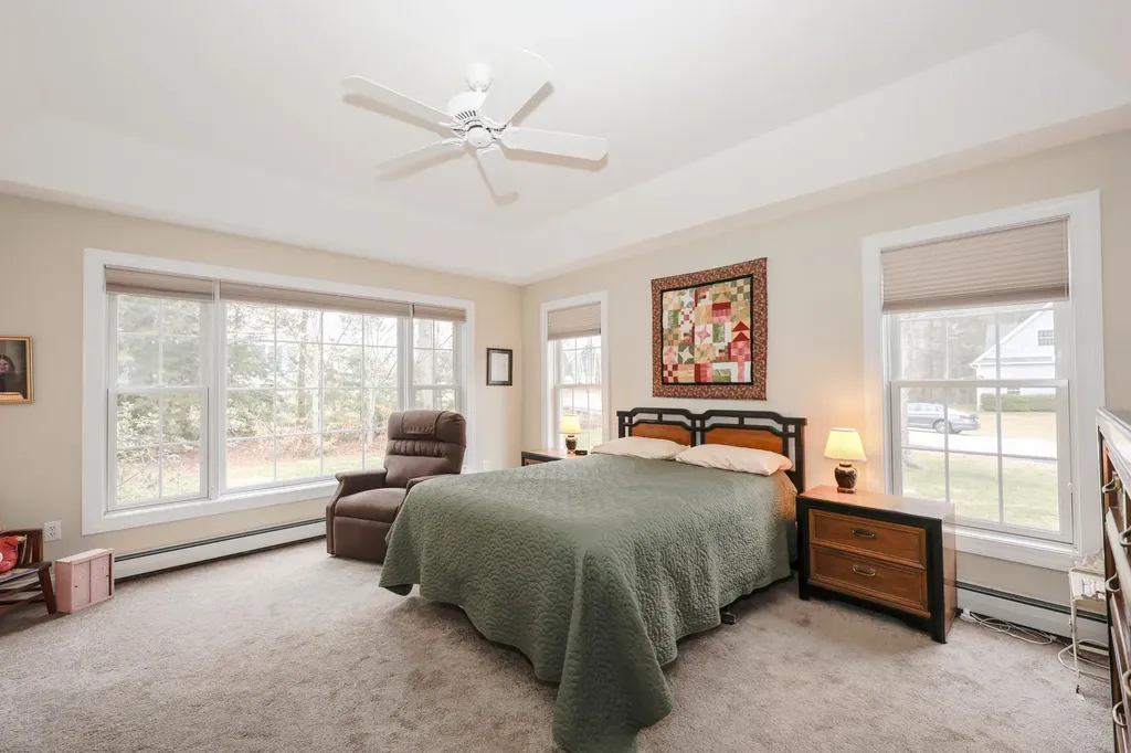 64 Pray Street Rochester NH 03868