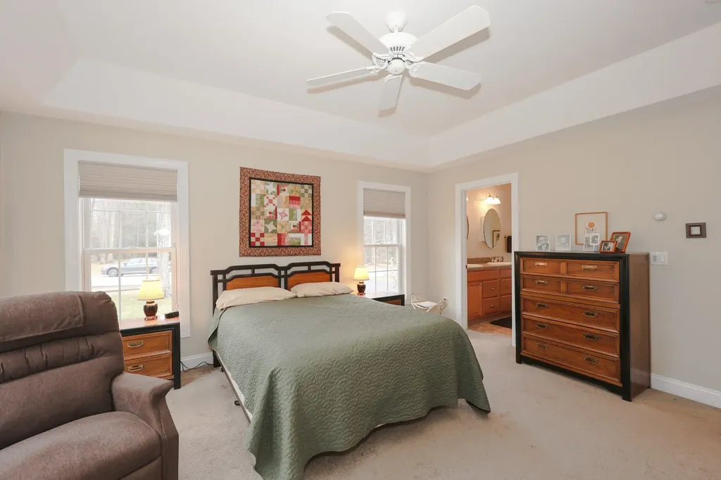 64 Pray Street Rochester NH 03868