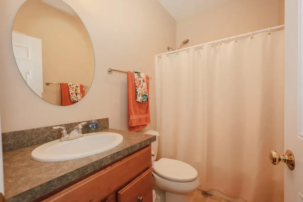 64 Pray Street Rochester NH 03868