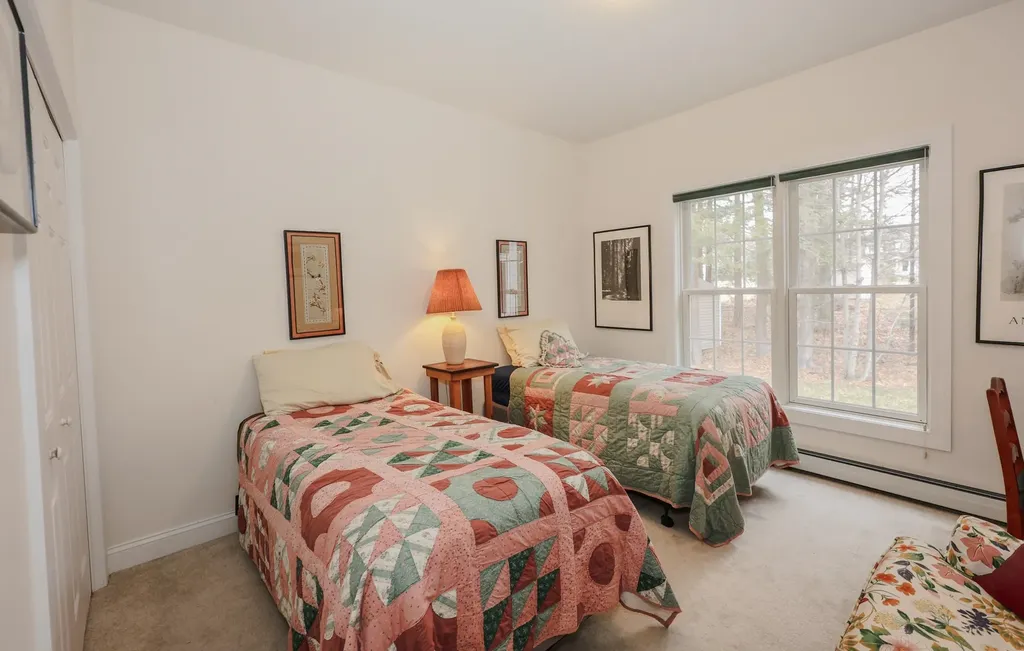 64 Pray Street Rochester NH 03868