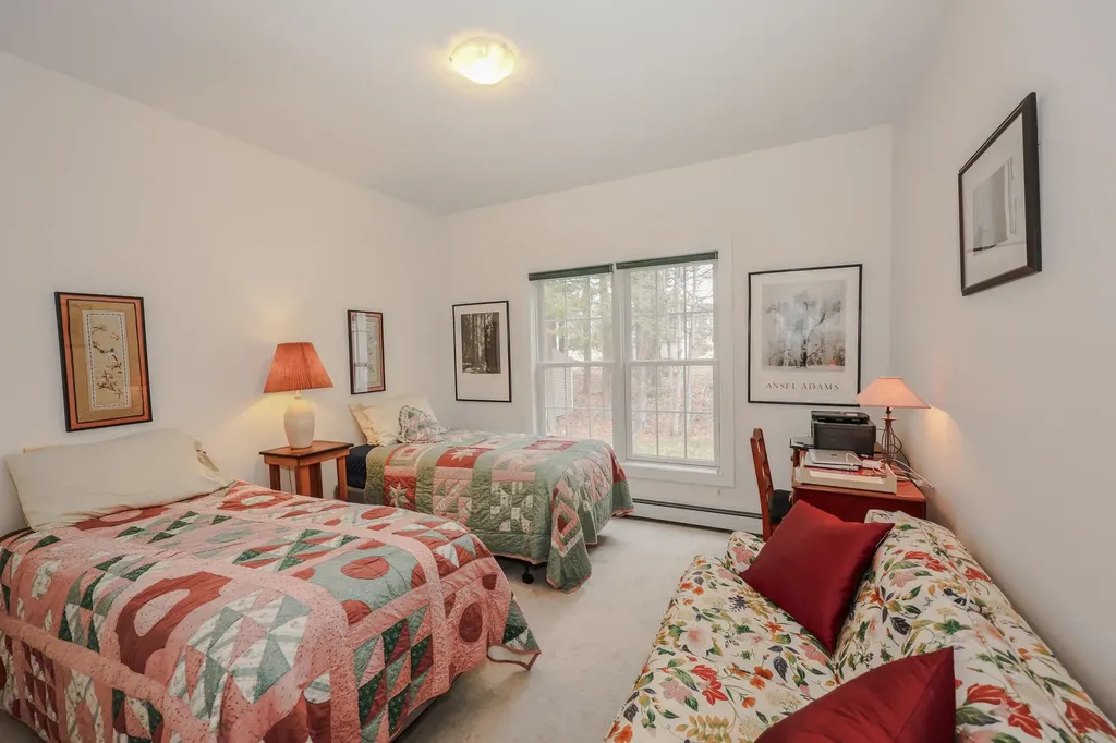 64 Pray Street Rochester NH 03868