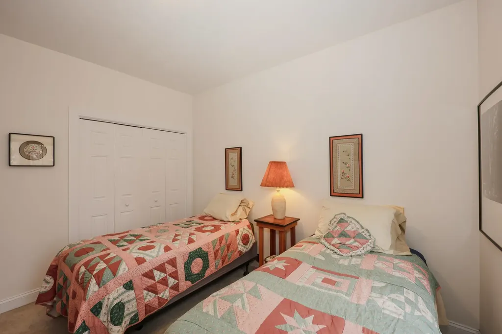 64 Pray Street Rochester NH 03868