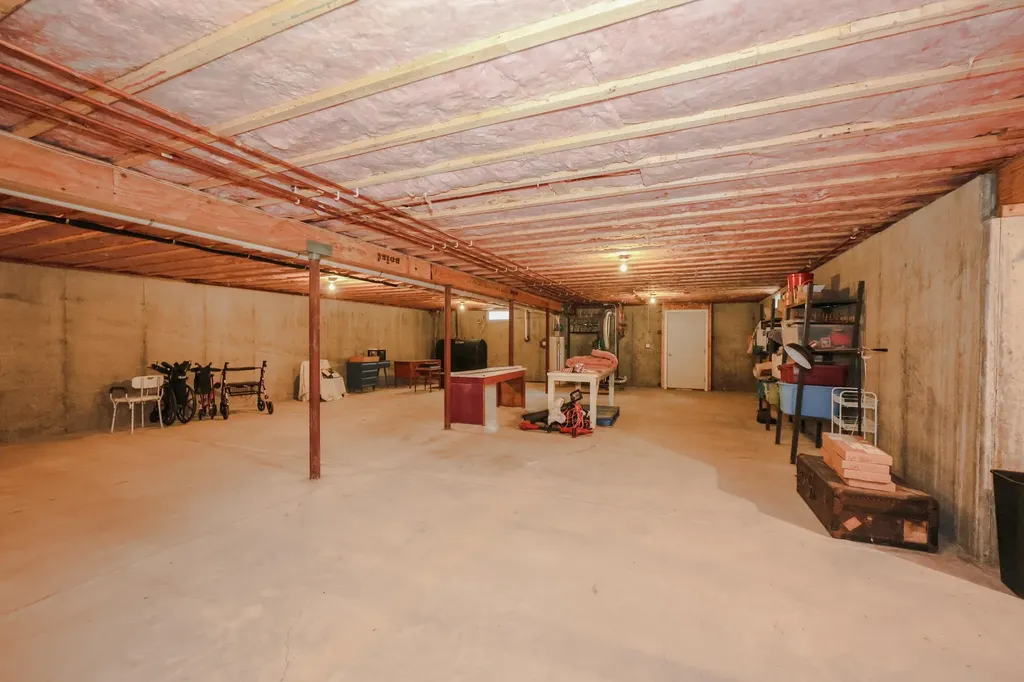 64 Pray Street Rochester NH 03868