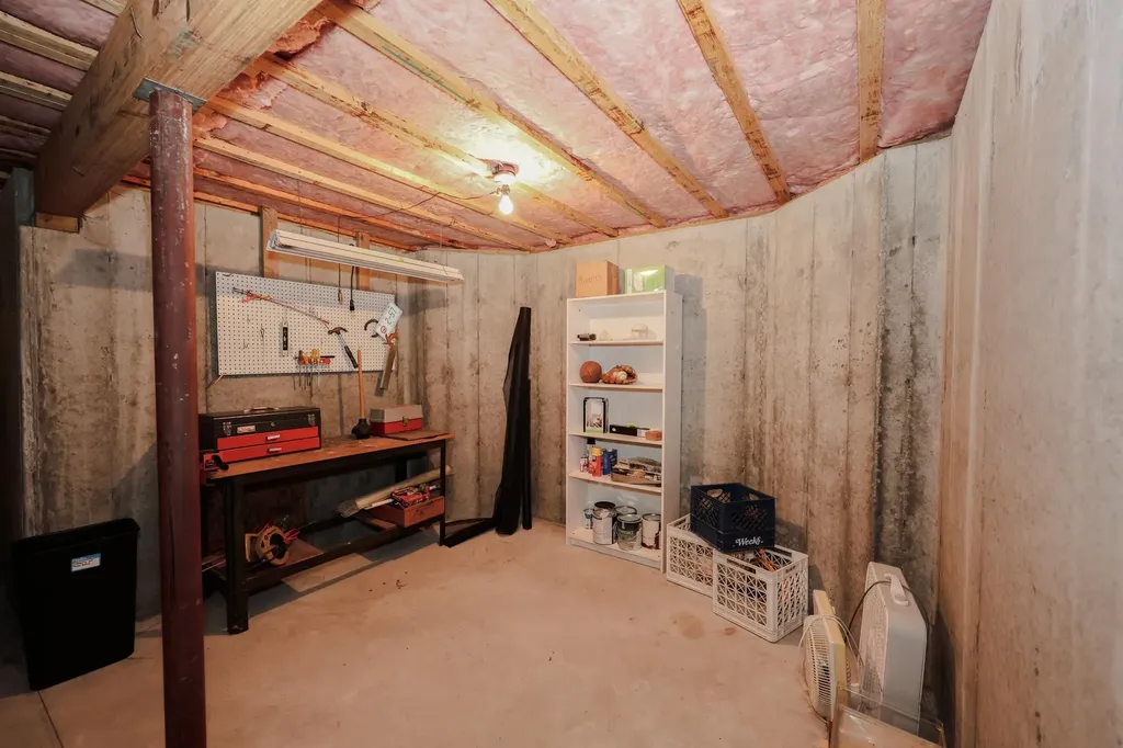 64 Pray Street Rochester NH 03868