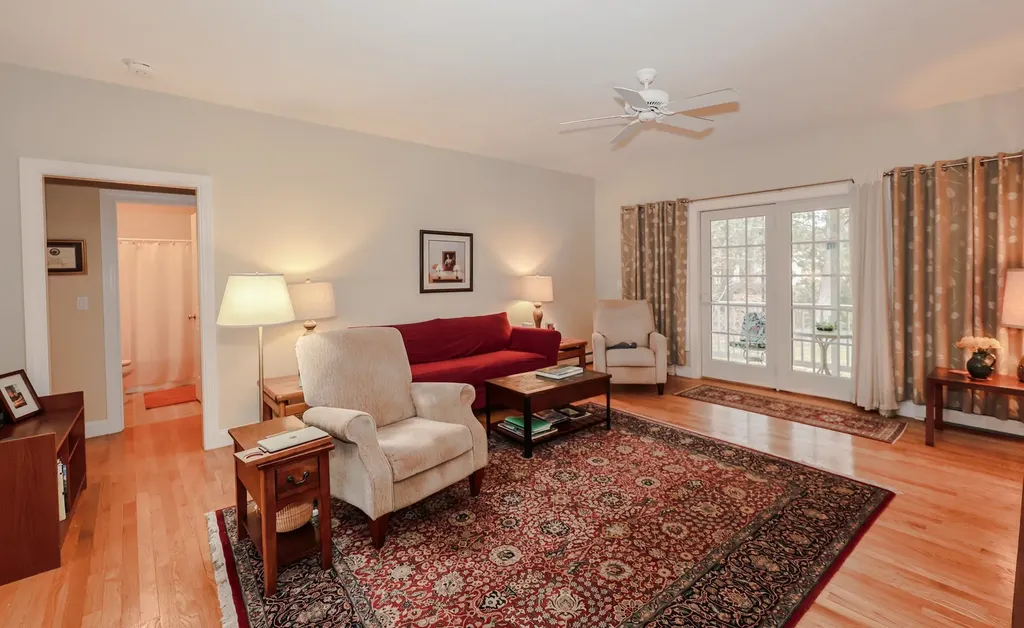 64 Pray Street Rochester NH 03868