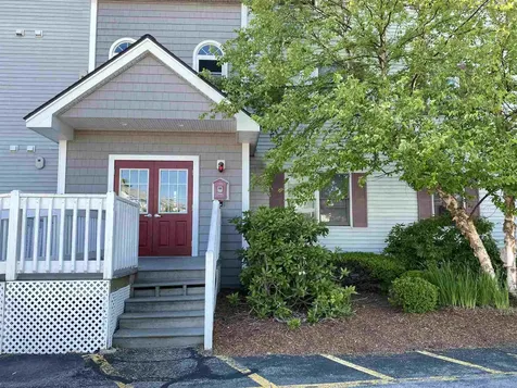 7 Railroad Avenue Derry NH 03038