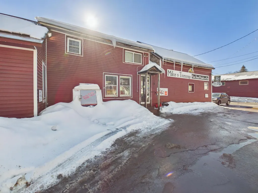 2170 N Main Street Londonderry VT 05148