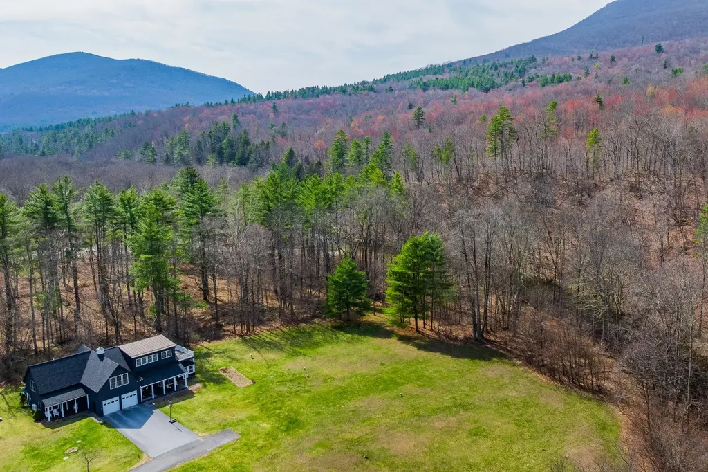 85 Limerick Lane Arlington VT 05250