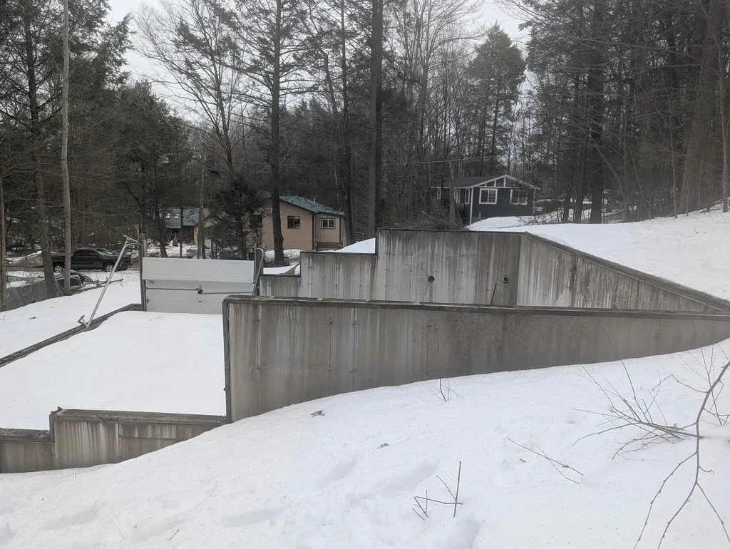 16 King Arthur Drive Farmington NH 03835