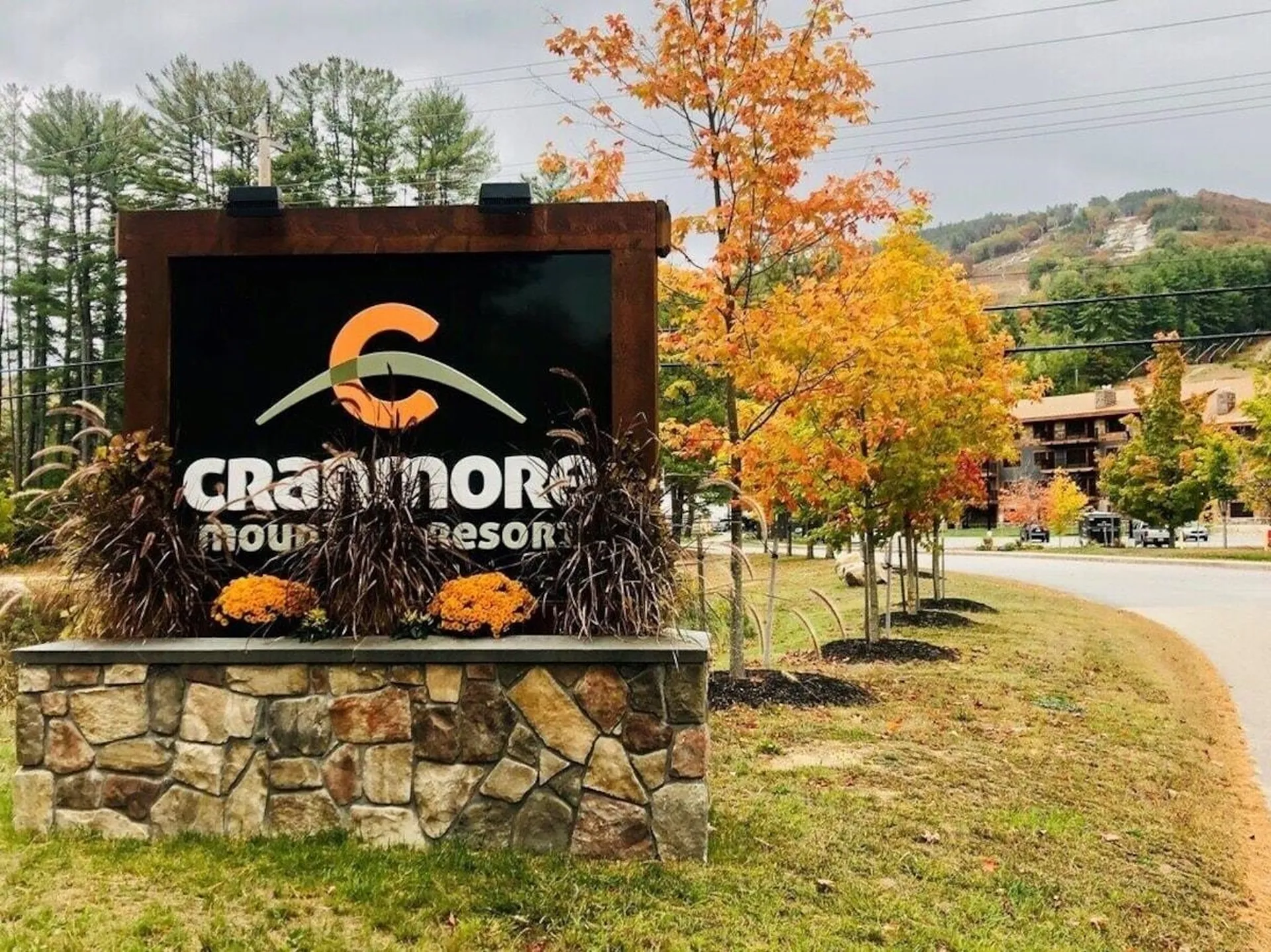 239 Skimobile Road Conway NH 03860