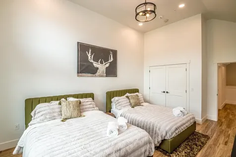 239 Skimobile Road Conway NH 03860