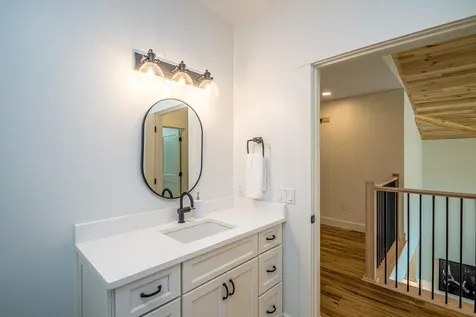 239 Skimobile Road Conway NH 03860