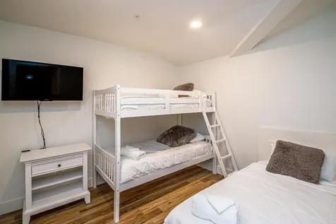 239 Skimobile Road Conway NH 03860