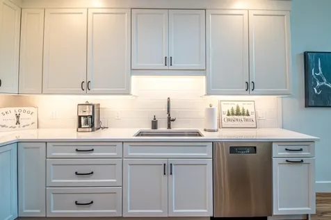 239 Skimobile Road Conway NH 03860