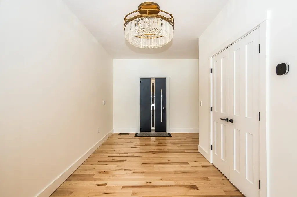 20 Sherwood Road Rutland City VT 05701