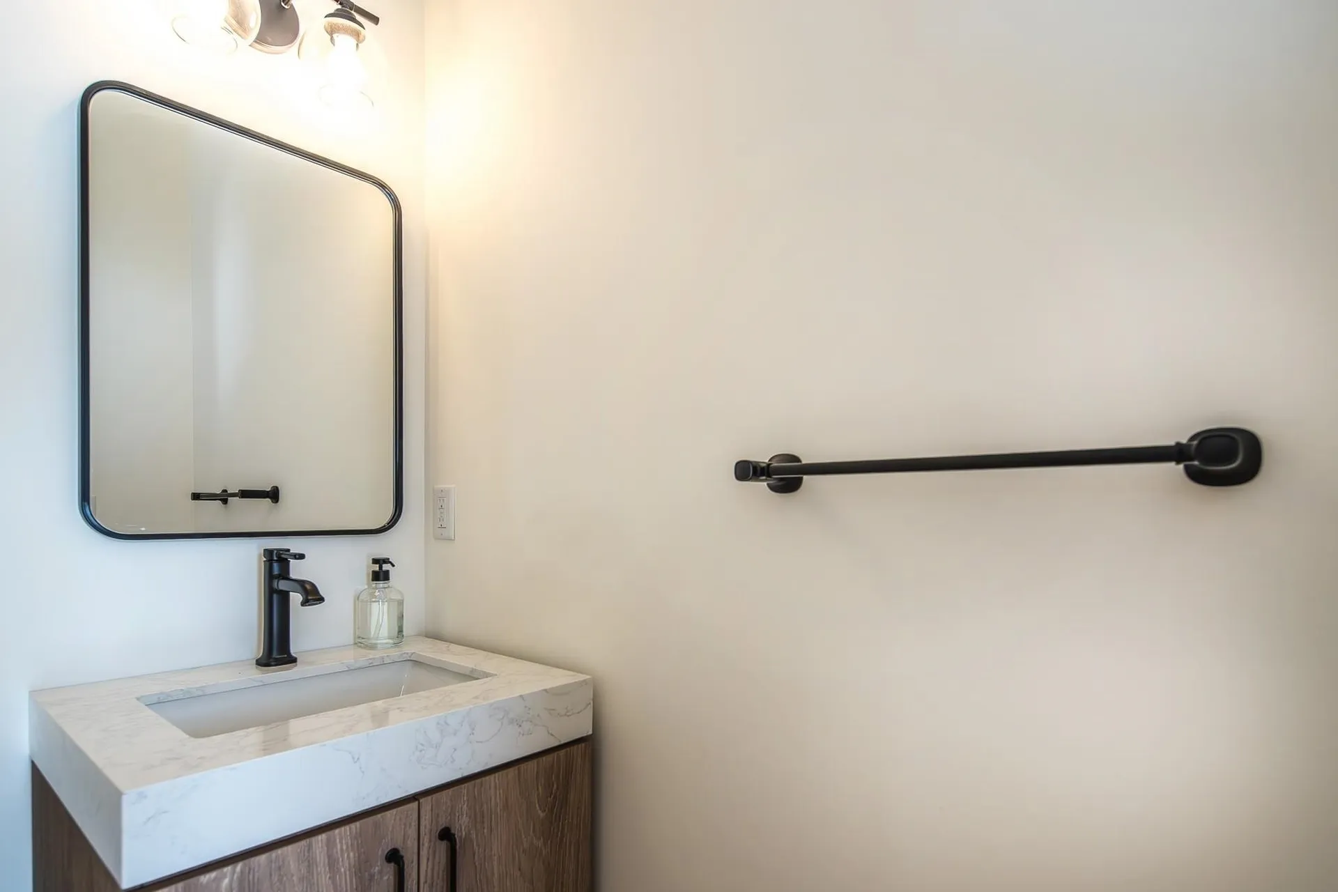 20 Sherwood Road Rutland City VT 05701