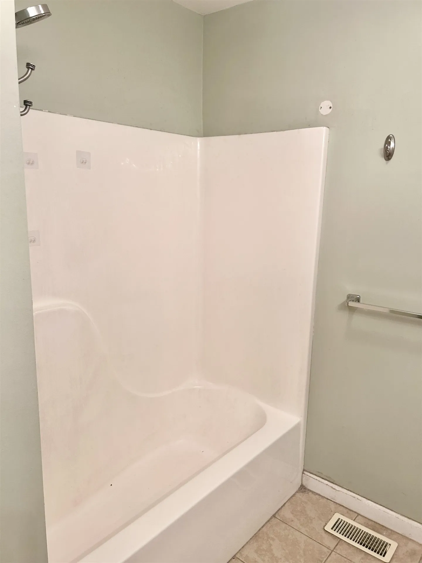25 Shadowbrook Drive Hudson NH 03051