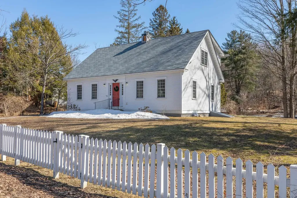 299 South Main Street Wallingford VT 05773