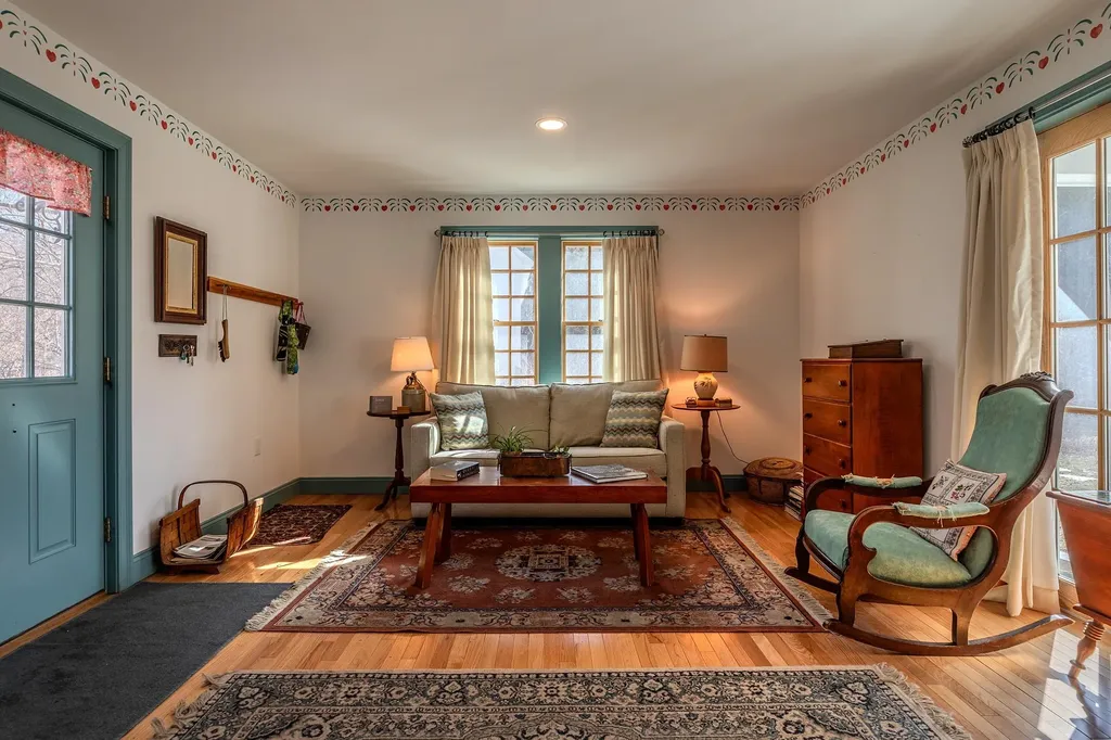 299 South Main Street Wallingford VT 05773