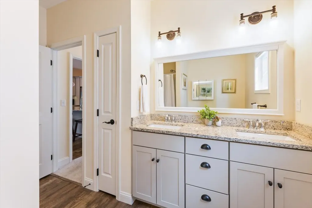 18 Church Street Peterborough NH 03458