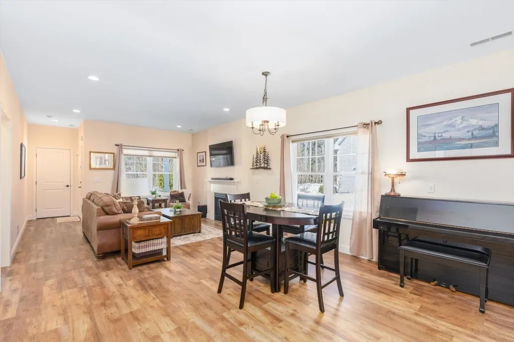 18 Church Street Peterborough NH 03458