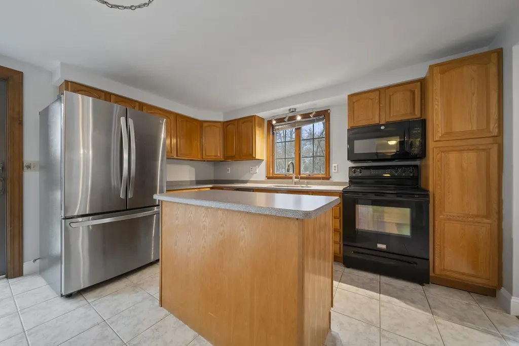 10 Colman Path Merrimack NH 03054