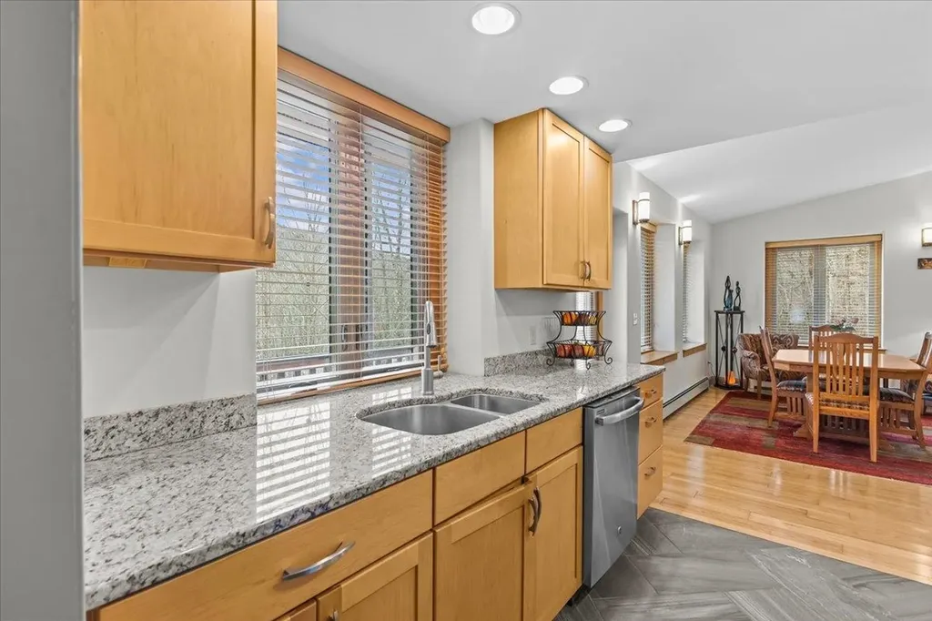133 Sharkyville Road Waterbury VT 05676