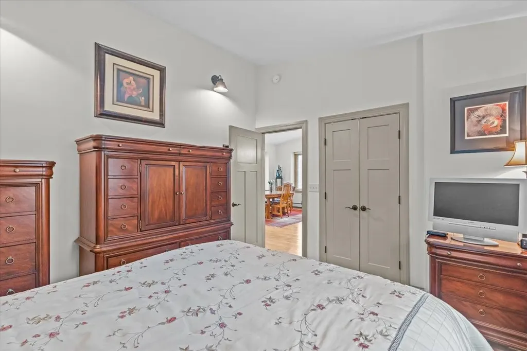 133 Sharkyville Road Waterbury VT 05676