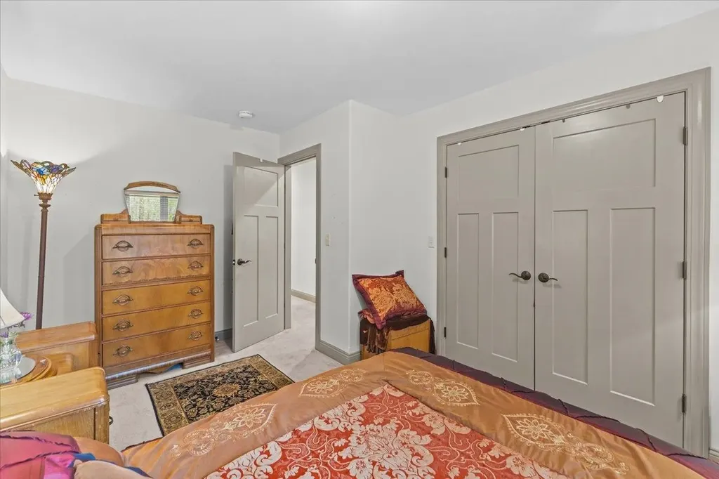133 Sharkyville Road Waterbury VT 05676