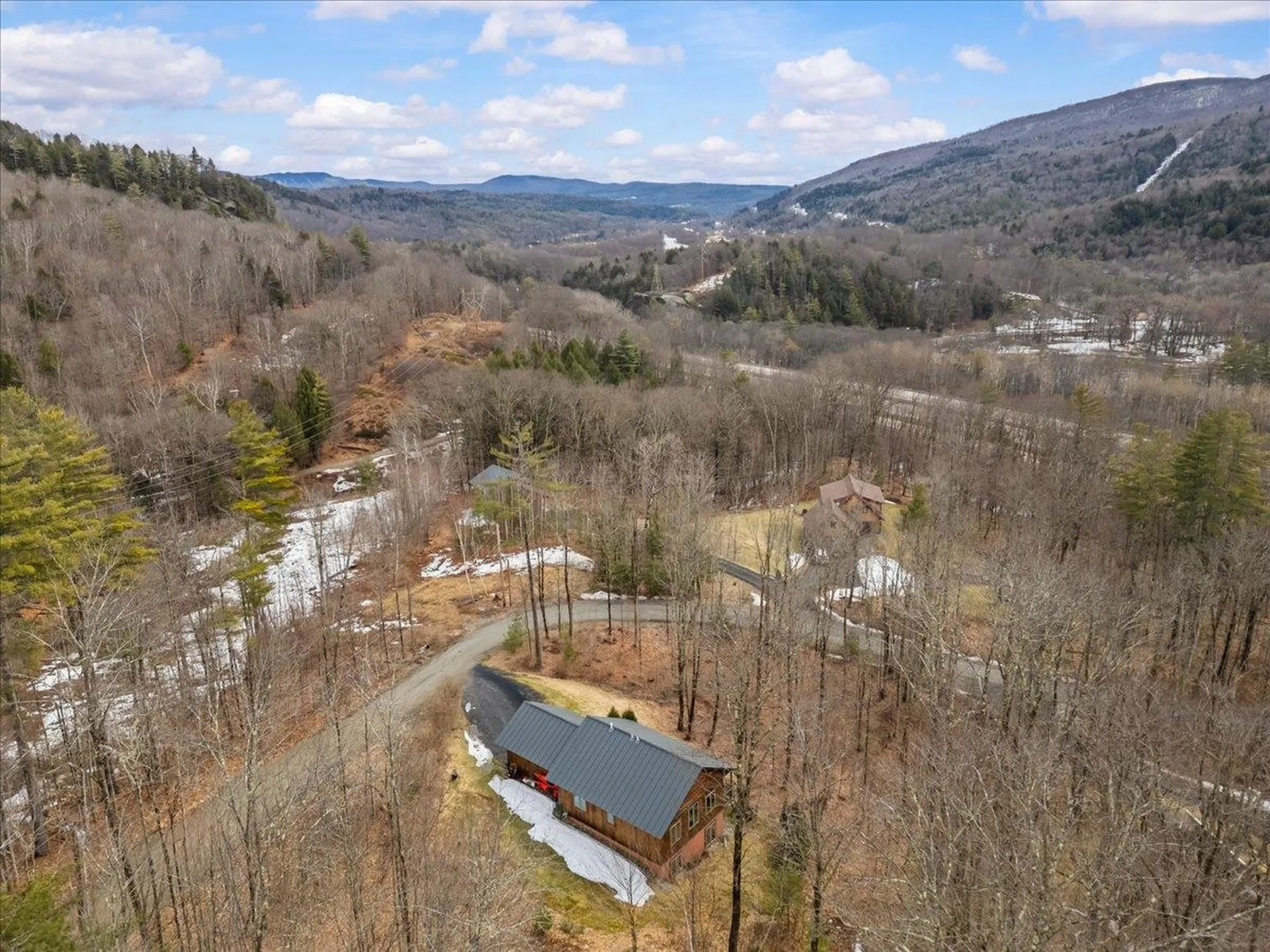 133 Sharkyville Road Waterbury VT 05676