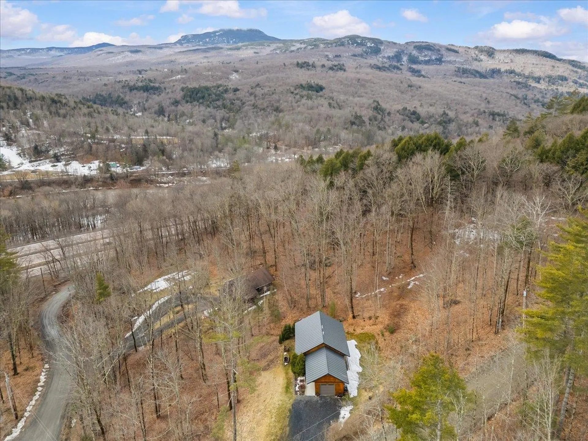 133 Sharkyville Road Waterbury VT 05676