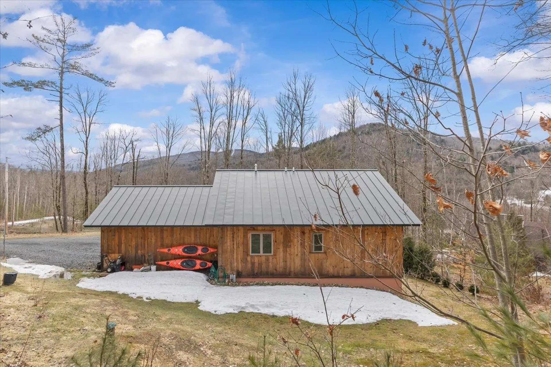 133 Sharkyville Road Waterbury VT 05676