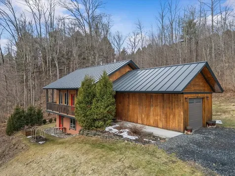 133 Sharkyville Road Waterbury VT 05676